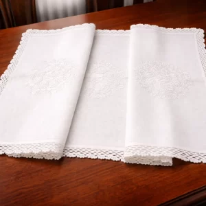 Camino de Mesa Bordado Cod. 041